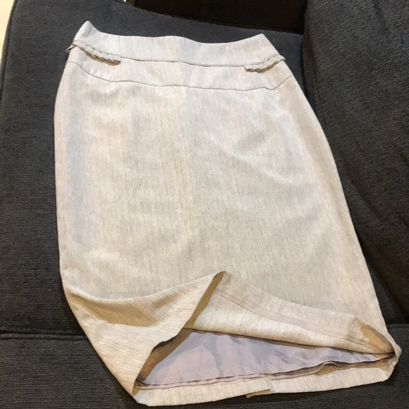 Women's Worthington Gray Pencil Skirt with Lining & Pleated Detailing at Waist-8 - Picture 7 of 7
